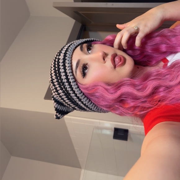 hellokittydemi